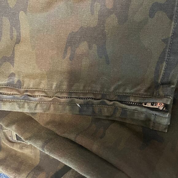 Sanctuary Standard Surplus Camo Ankle Zip Crop Skinny Pants Green Size 29 - Picture 8 of 8